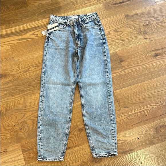 River Island Carrie: Acid Washed Mom Jeans - Size 2 - Picture 1 of 6